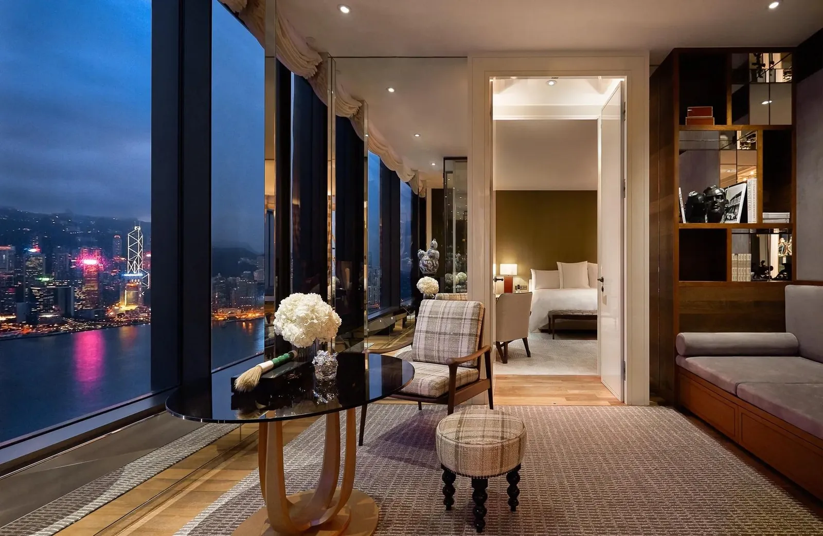 Manor Suite