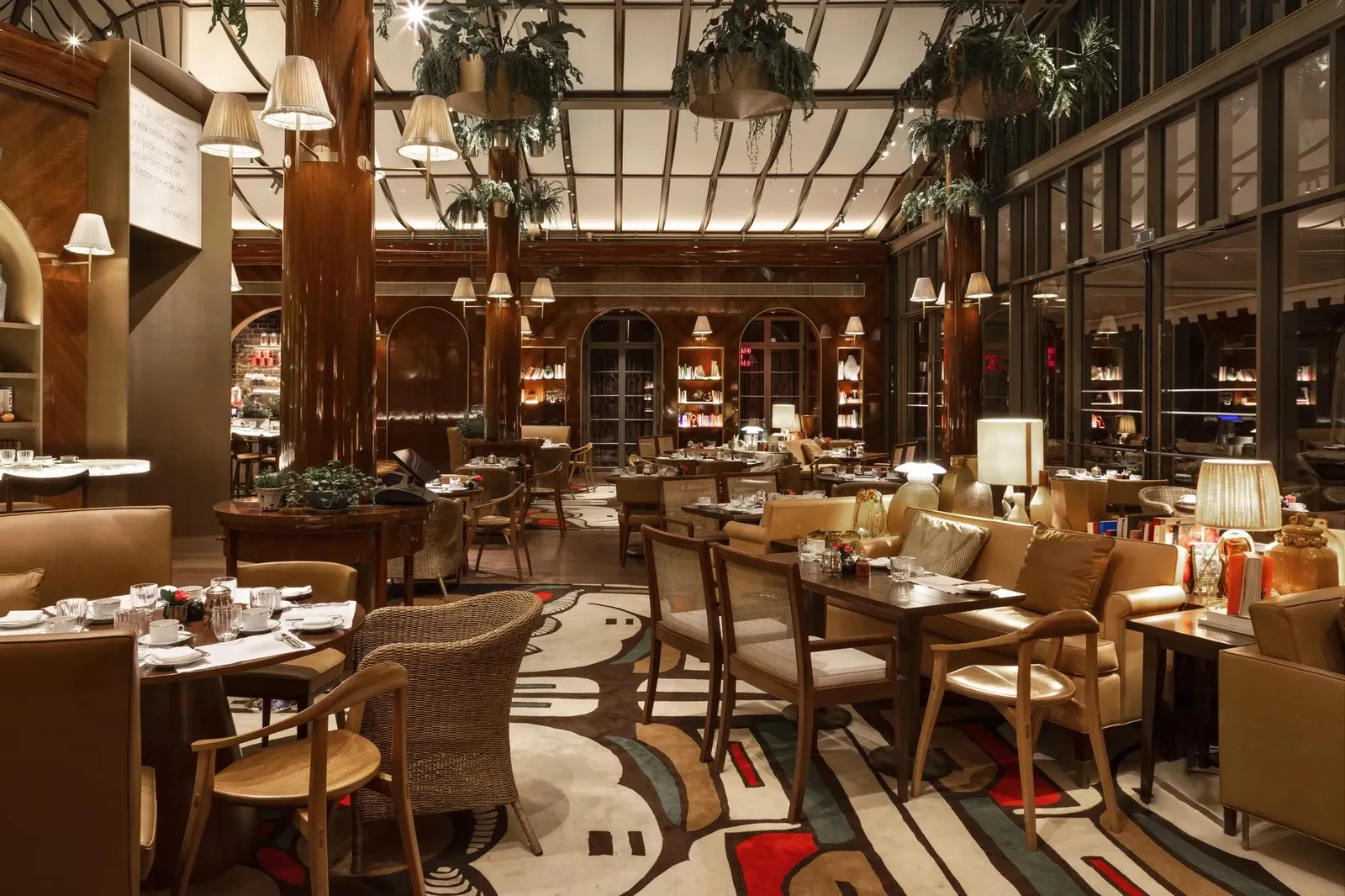 Le Jardin’s dining room lit for the evening