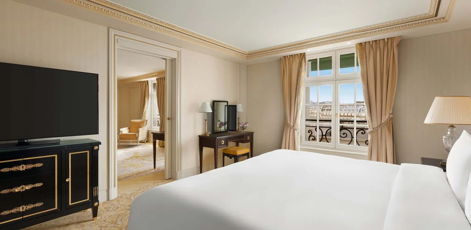 Deluxe Suite · Shangri-La Paris