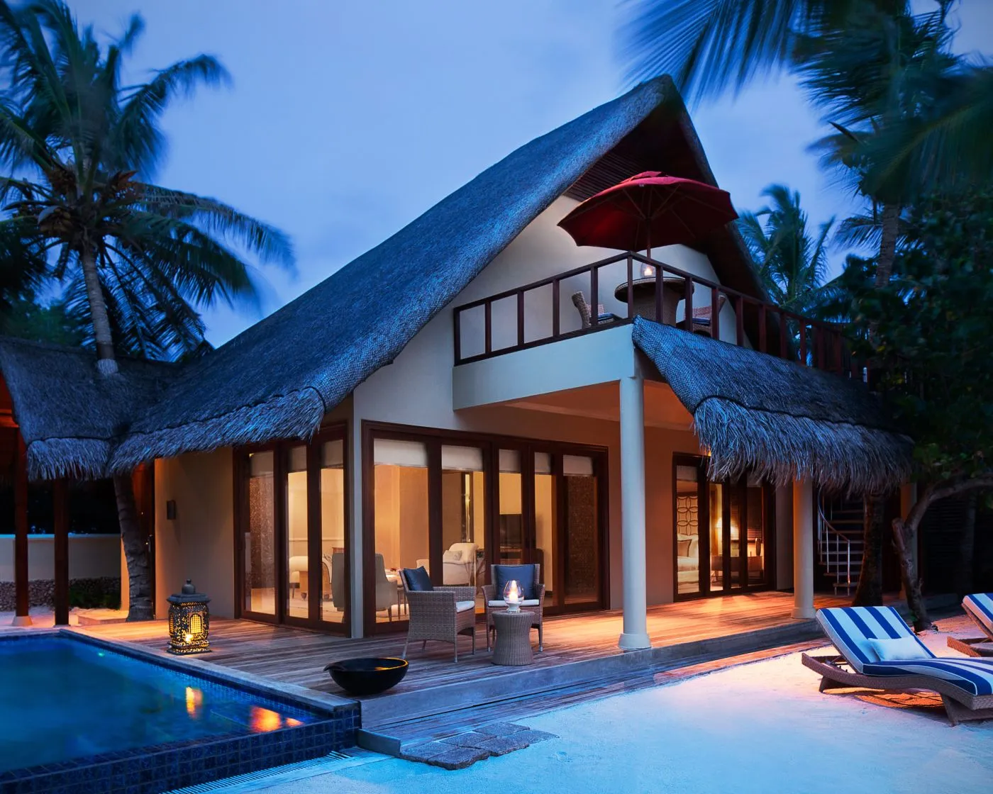 One Bedroom Sunset Beachfront Suite with Pool in its official category photograph