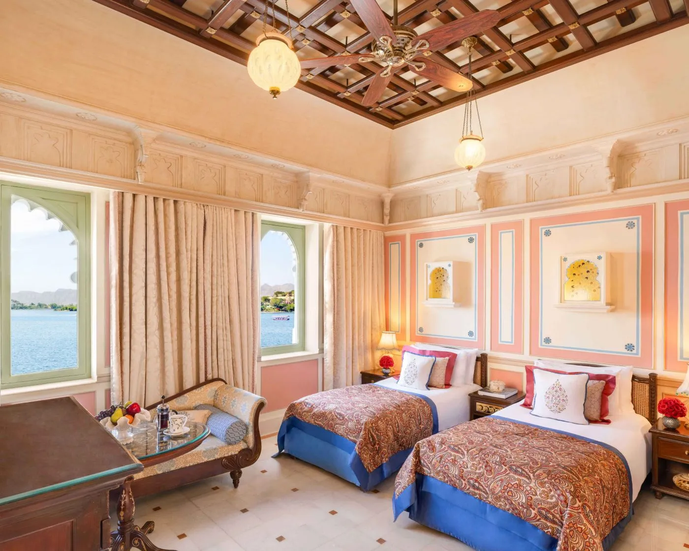 Luxury Room Lake View Twin Bed al Taj Lake Palace