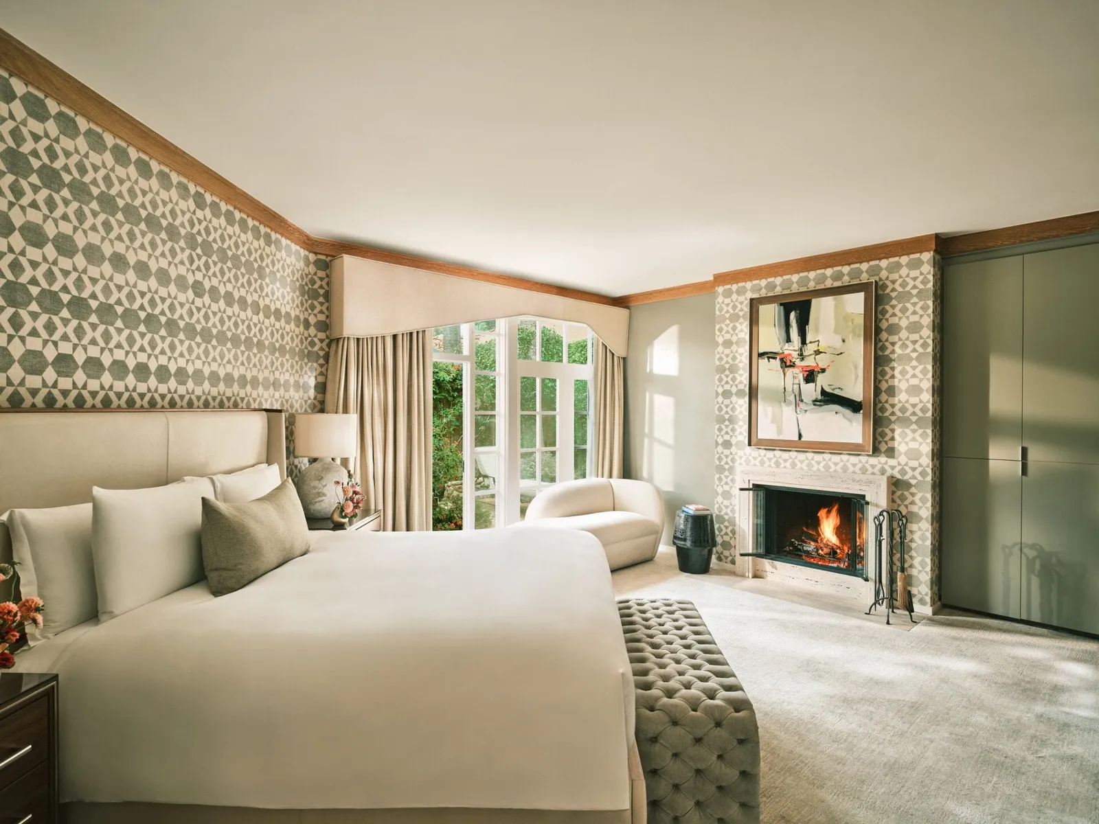 The Bungalow 22 at The Beverly Hills Hotel, as the official site shows it