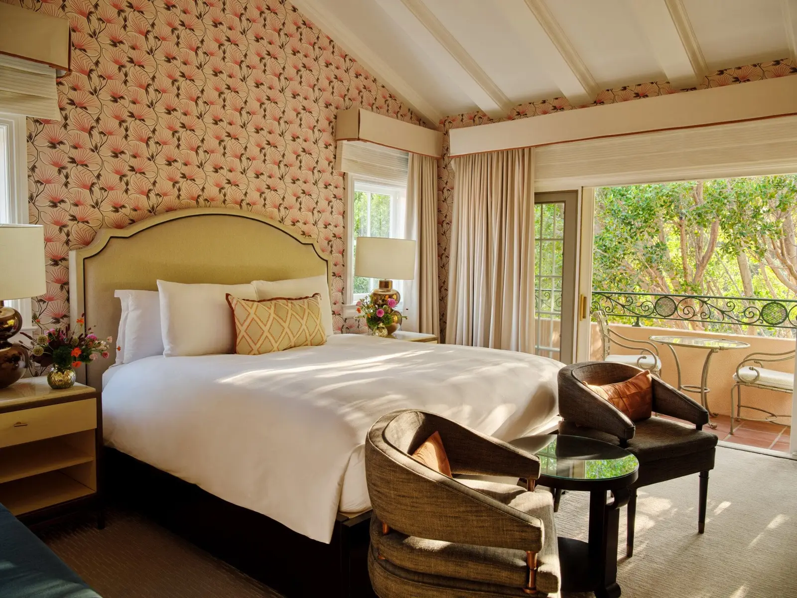 The Bungalow Studio with Balcony at The Beverly Hills Hotel, as the official site shows it