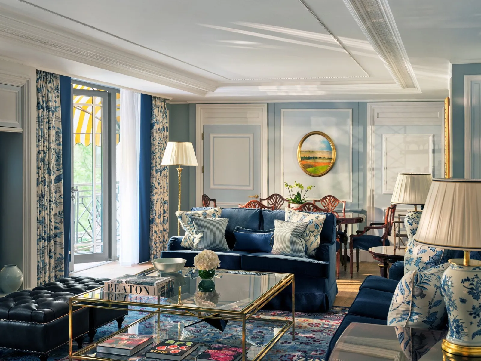 The Hyde Park Suite’s blue-and-white sitting room