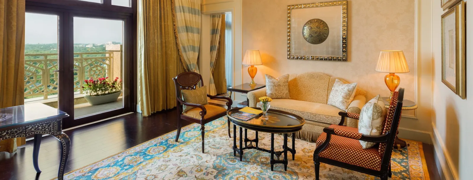 La Luxury Suite with Balcony del Leela Palace New Delhi