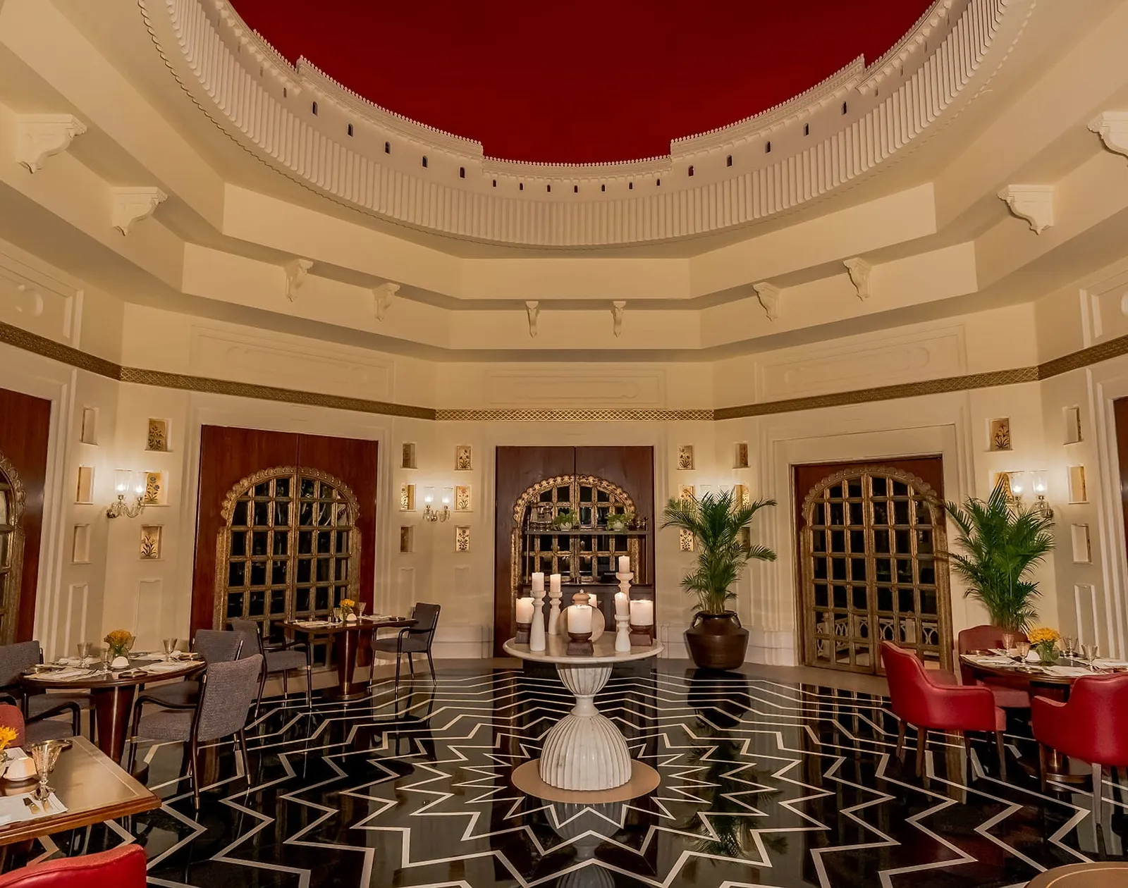 La sala di Mewar by Vineet