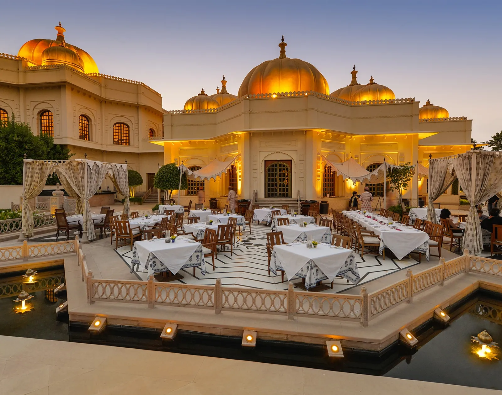 La terrazza all’aperto di Suryamahal e Chandni