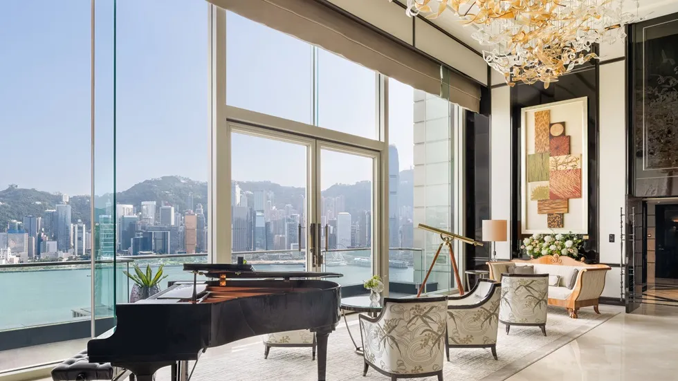 The Peninsula Suite