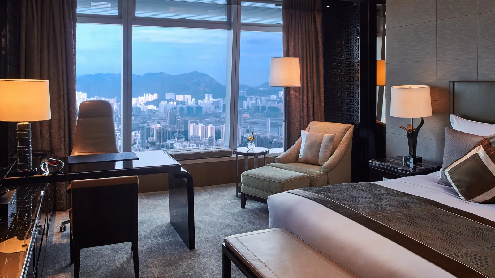 Deluxe Room with City View
