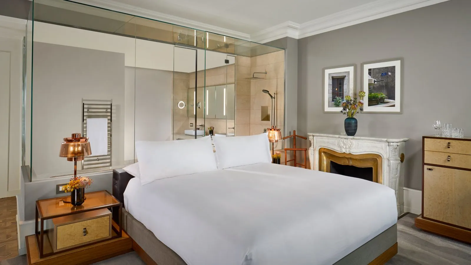 Premium Lakefront Room