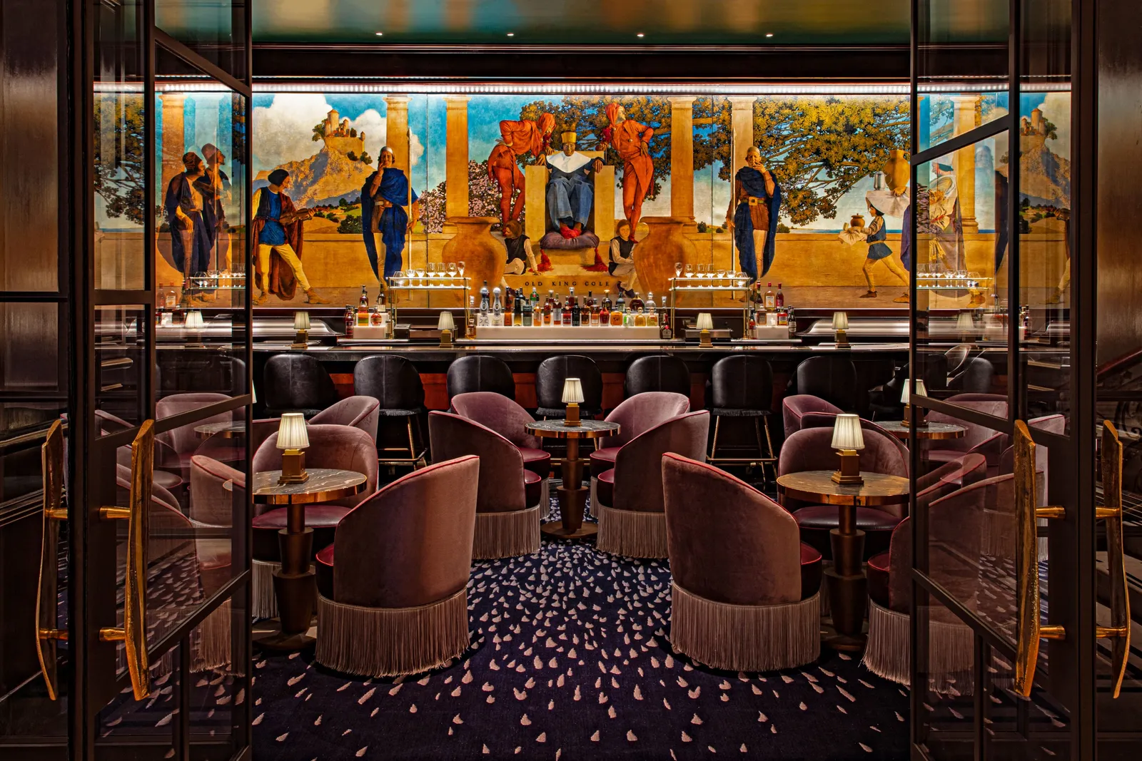 The King Cole Bar beneath the Maxfield Parrish mural