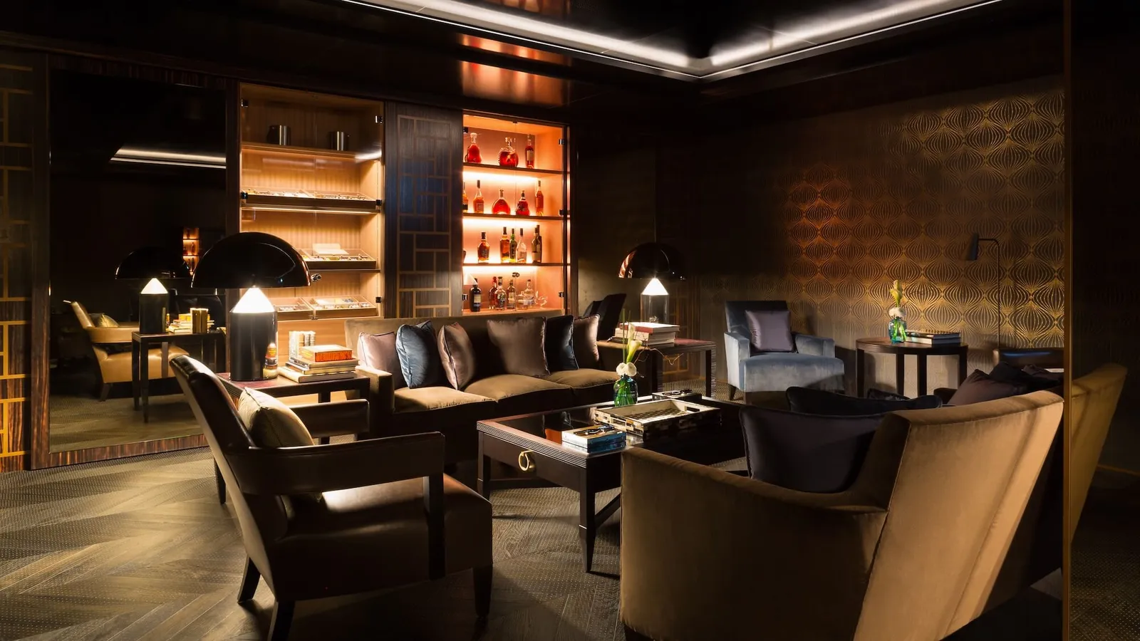Il Cigar Lounge nell’antico caveau della banca