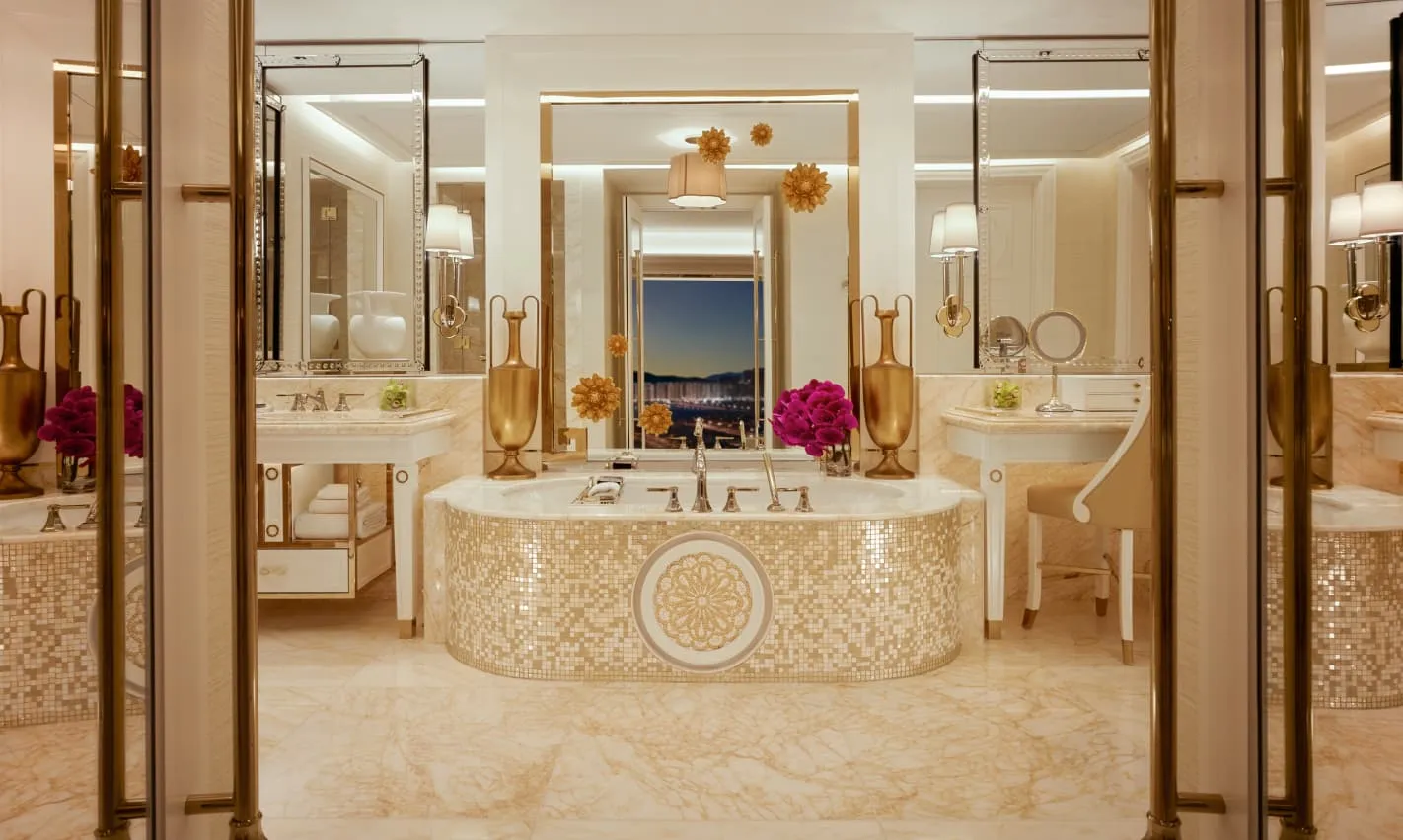 Parlor Spa Suite · official photograph
