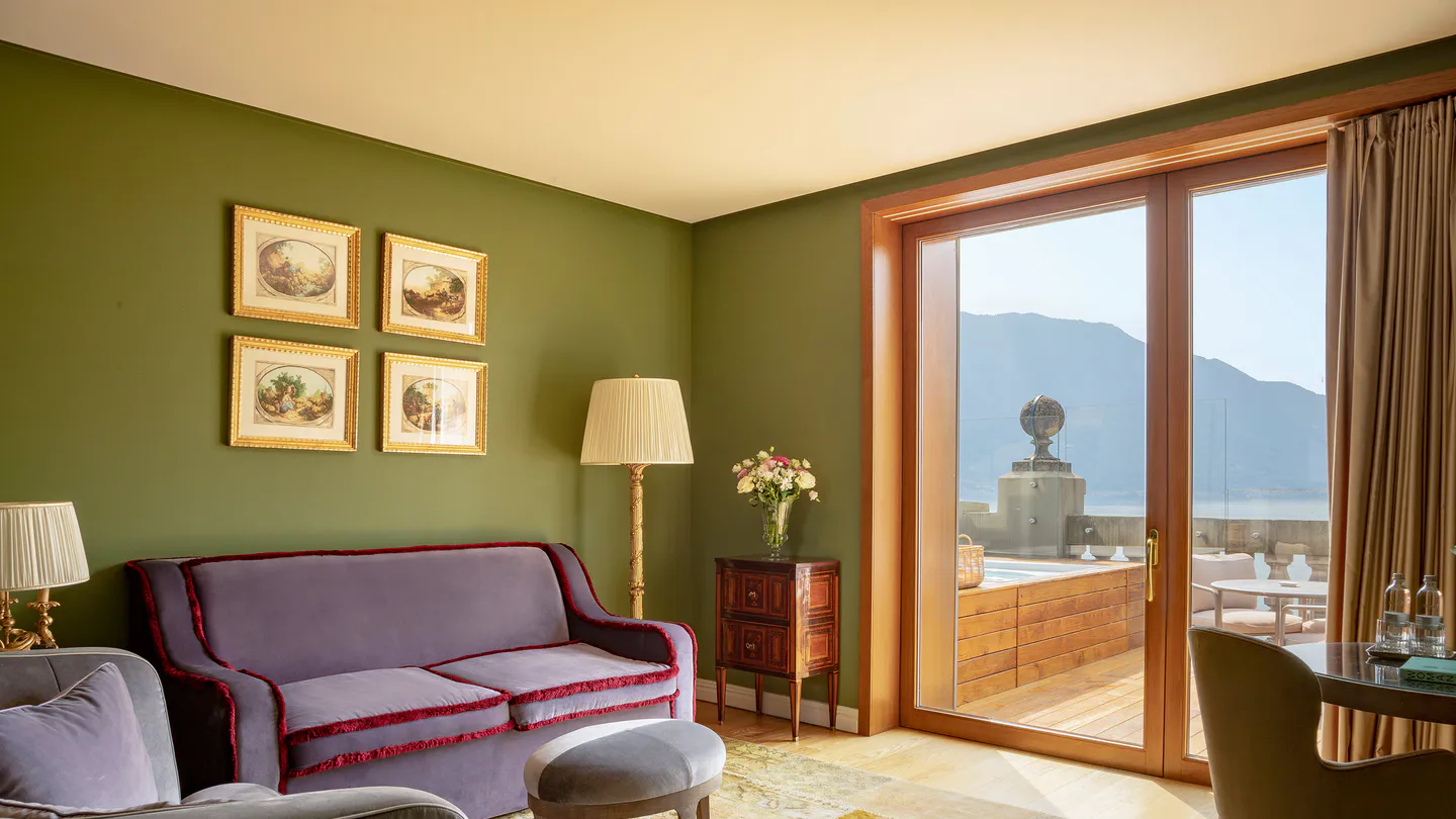 Rooftop Corner Suite sitting area and lake-facing terrace