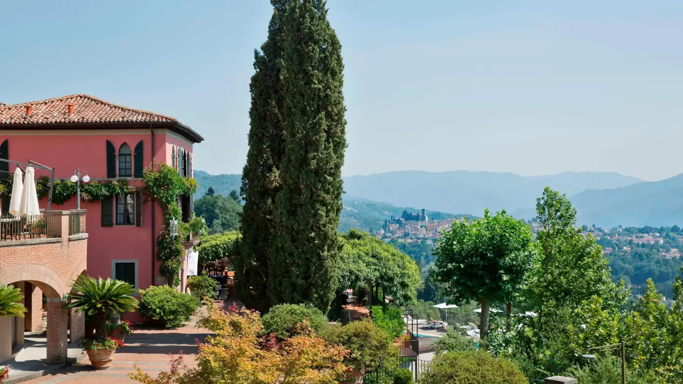 The courtyard at Renaissance Tuscany Il Ciocco