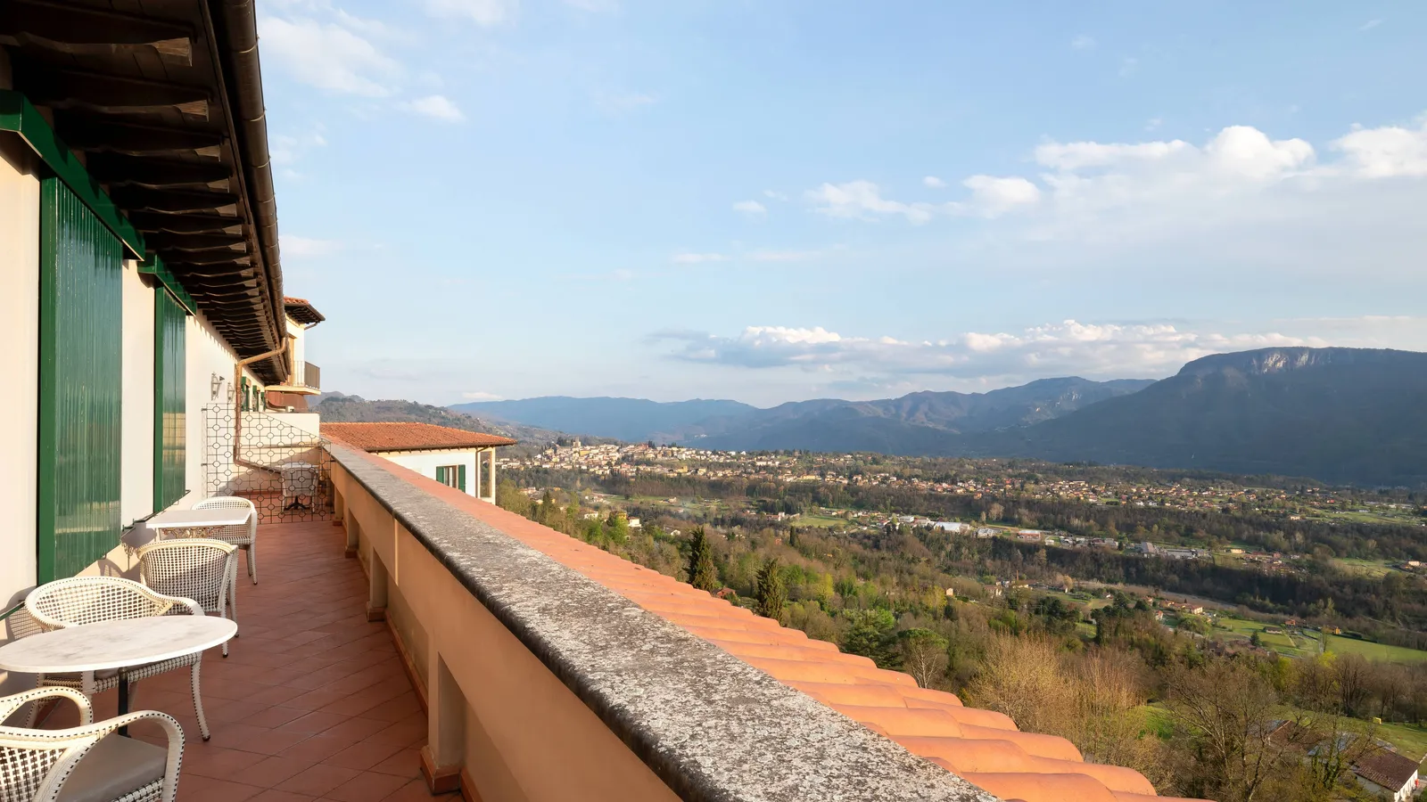 Presidential Suite with balcony and view